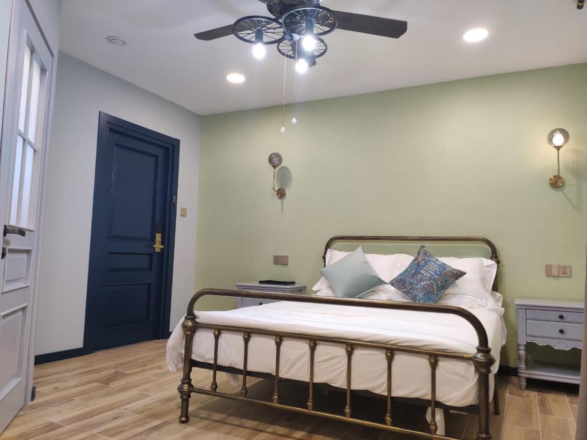 Qin Boutique Hotel 第比利斯 外观 照片